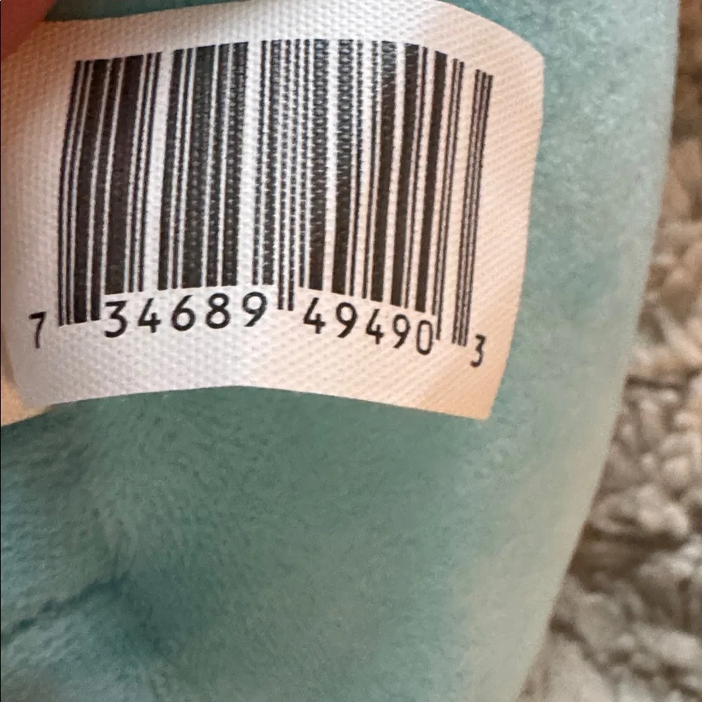 Squishmallows -Clutch the Blue Axolotl Plush a Party City EXCLUSIVE - Picture 6 of 9